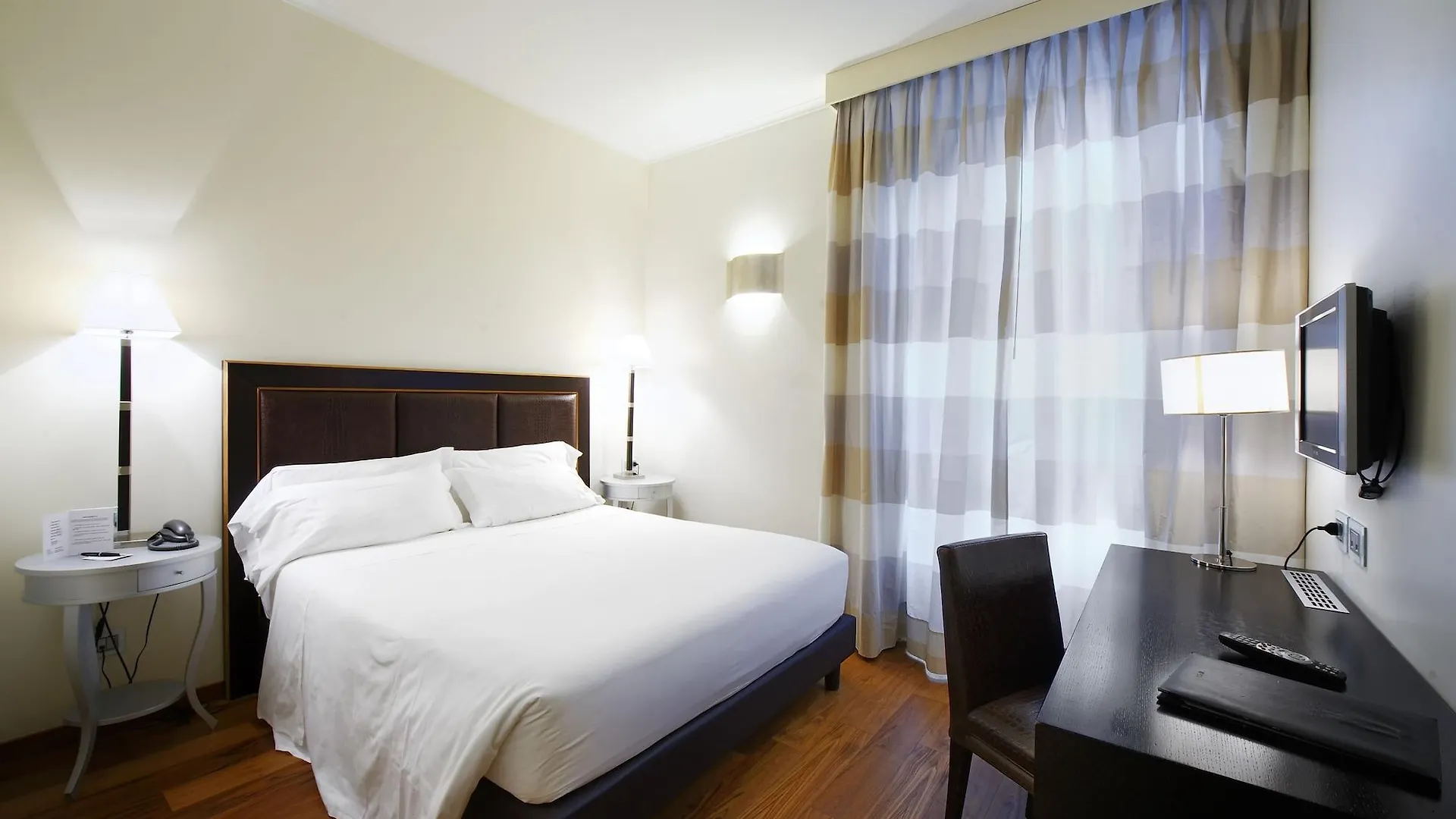 Hotel Canada Mediolan