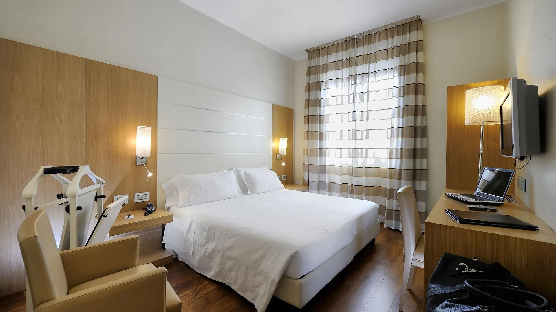 Hotel Canada Milan