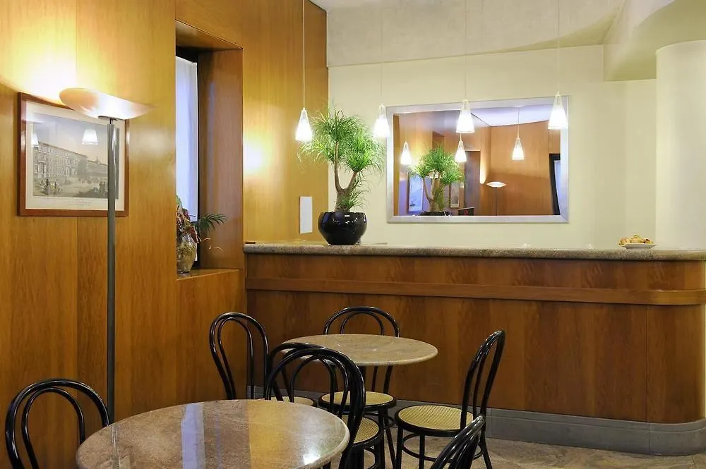 Hotel Canada Milan 3*,  Italy