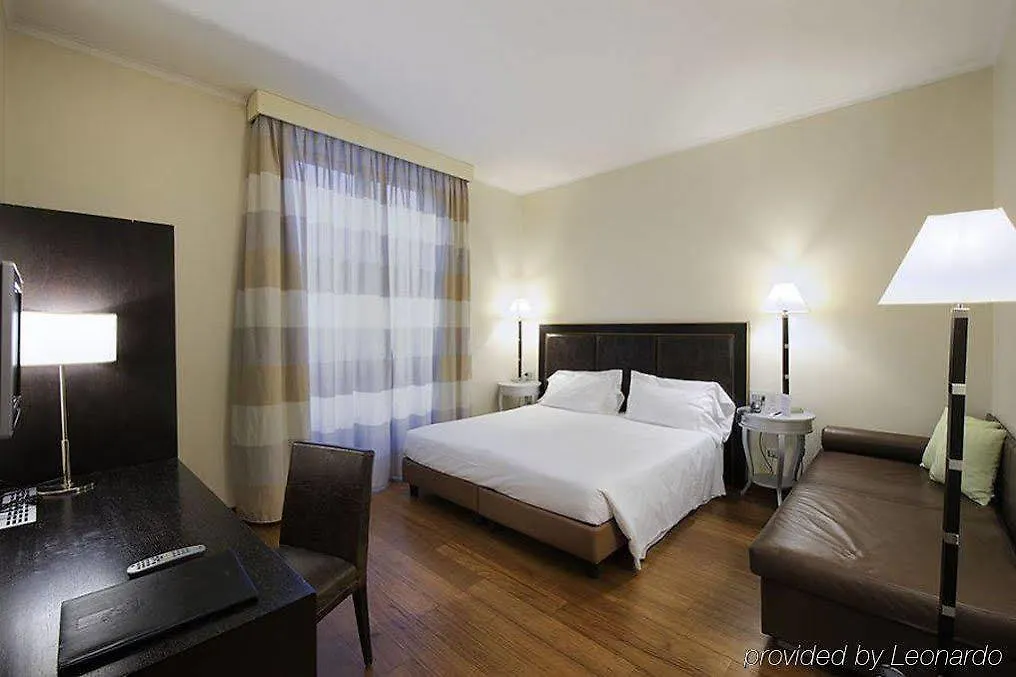 ***  Hotel Canada Milan Italy