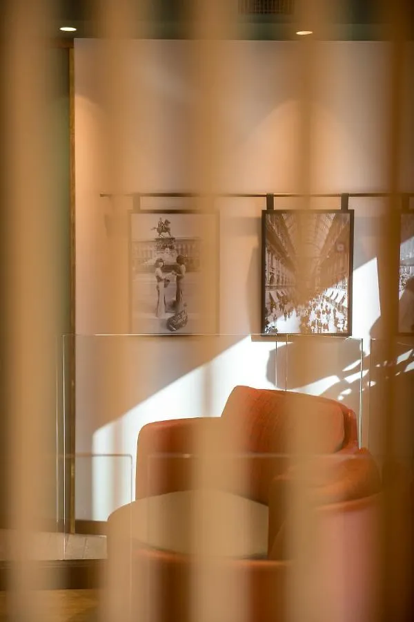 Hotel Canada Milan Italy