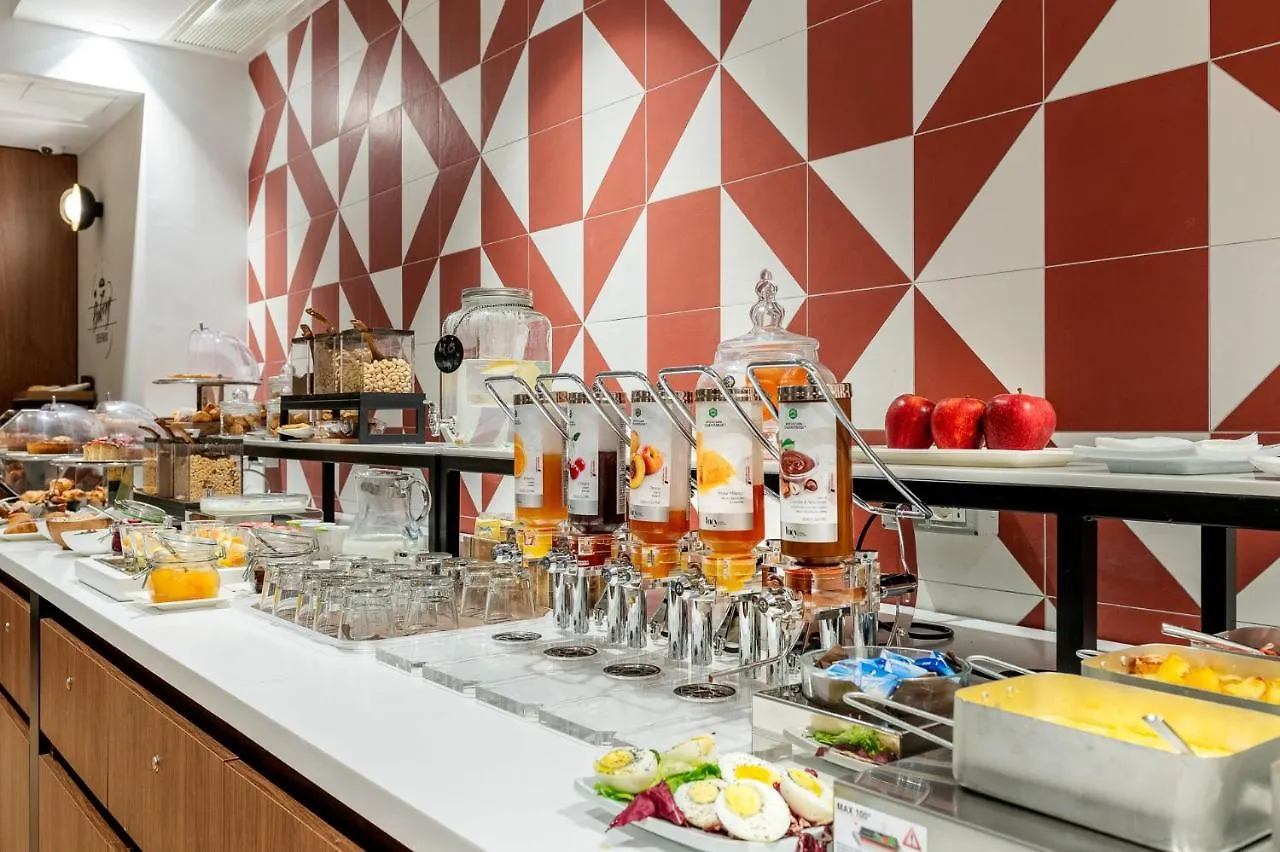 Hotel Canada Milan Italy